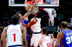 lol季中赛-鹈鹕队轻松击败对手，展现统治力！的简单介绍