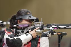 lol季中赛-印度选手在射击比赛中表现抢眼