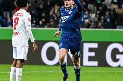 lol战绩查询-关于命悬一线：霍芬海姆主场绝杀云达不莱梅遗憾失利的信息