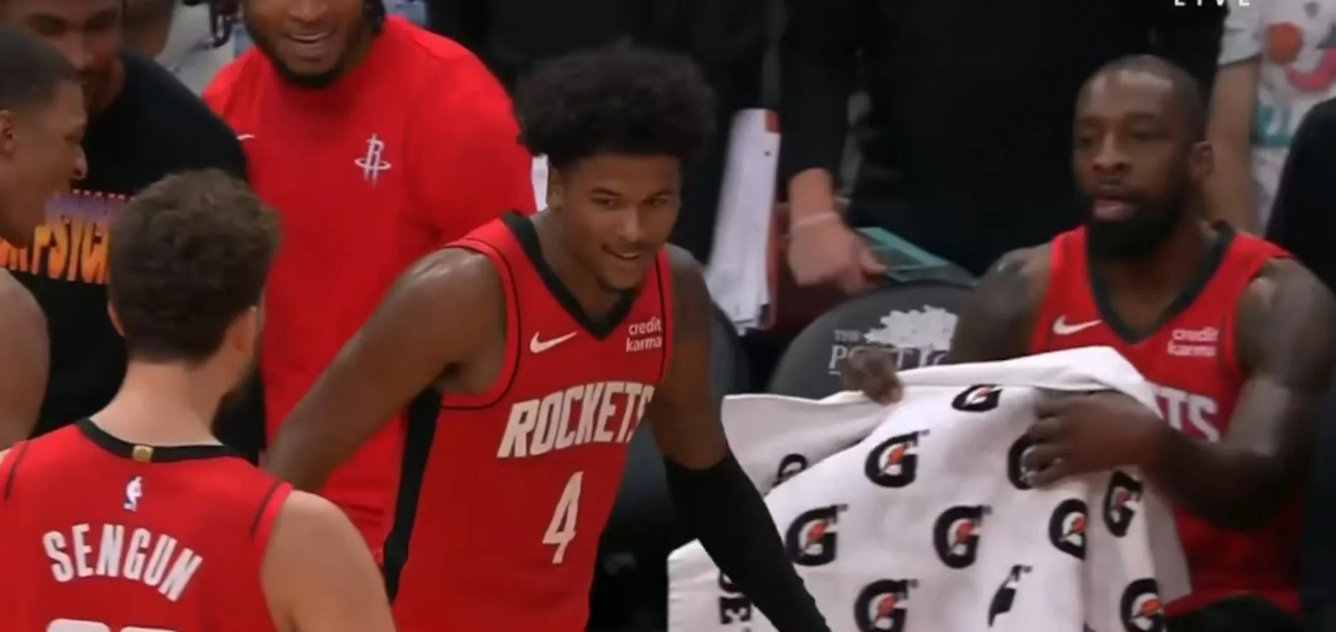 火箭队双核发威，轻松赢下对手延续连胜态势的简单介绍