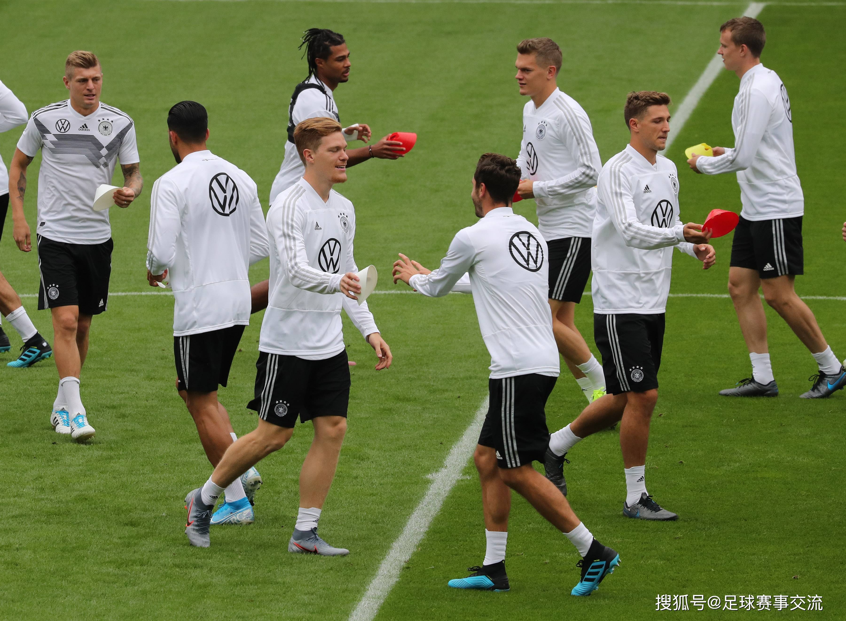 关于列支敦士登客场对抗波斯尼亚，欧国联赛的激烈角逐的信息