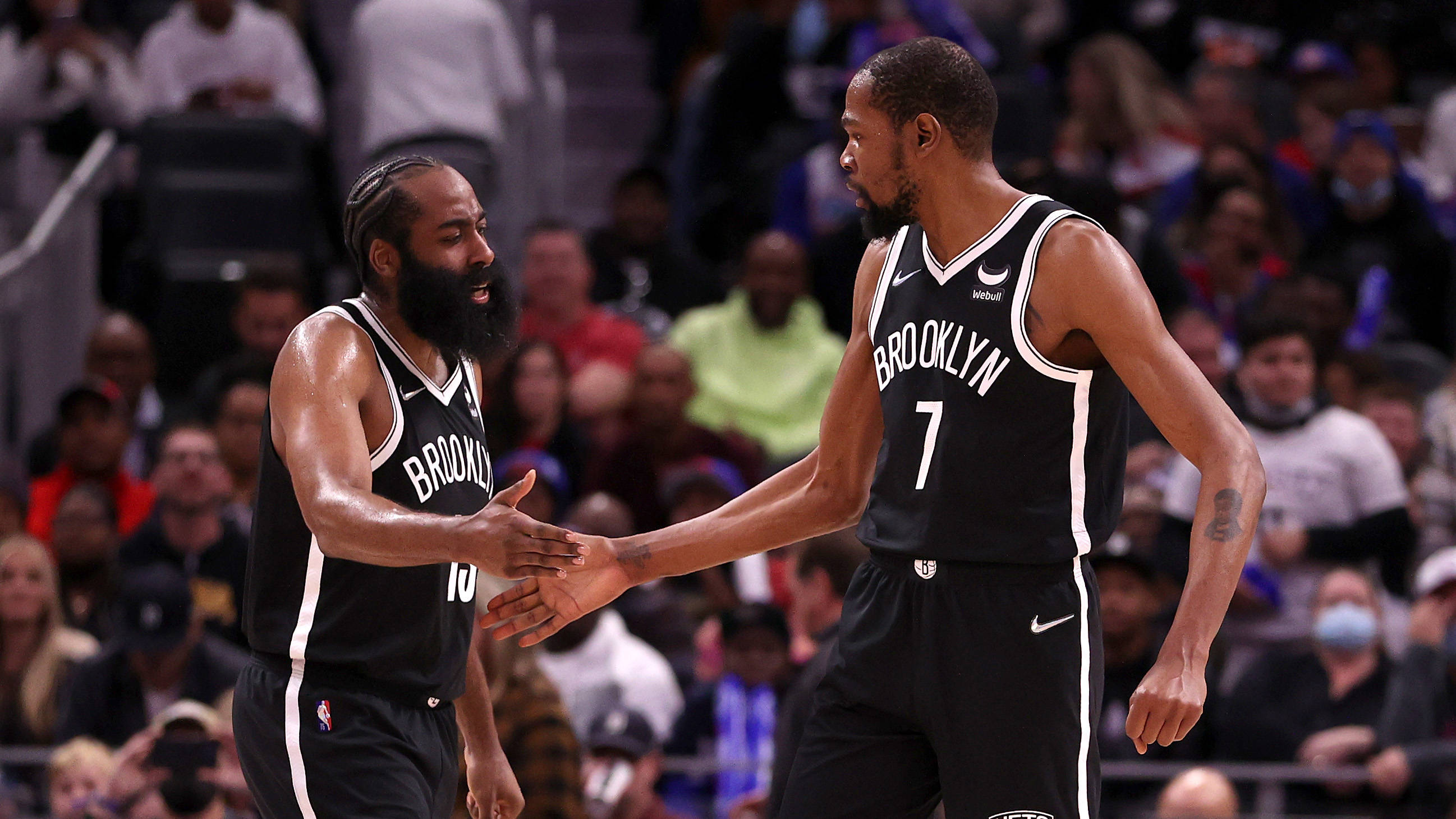 包含巴西男篮强势篮网，麦科勒姆送出助攻的词条